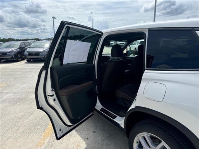 new 2025 Honda Passport car, priced at $43,401