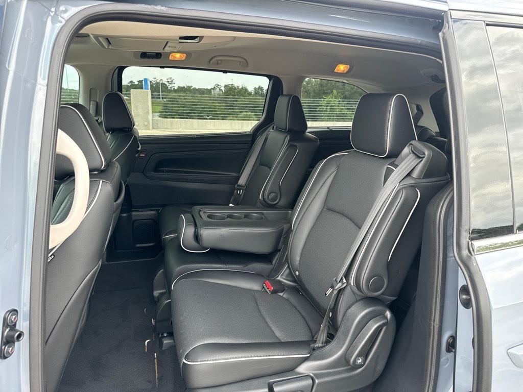 new 2026 Honda Odyssey car, priced at $52,354