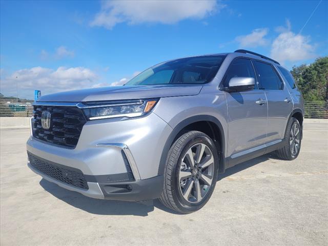 new 2025 Honda Pilot car, priced at $46,940