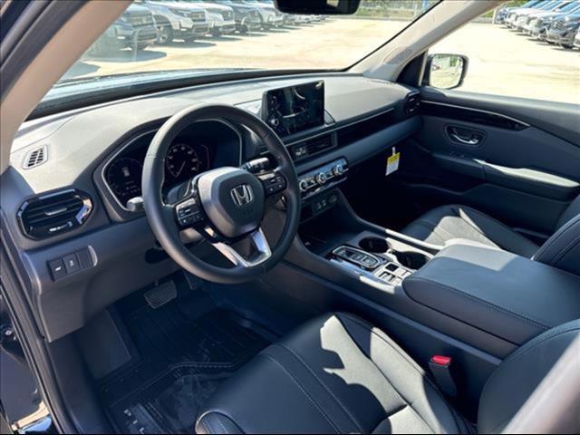 new 2025 Honda Pilot car, priced at $44,391