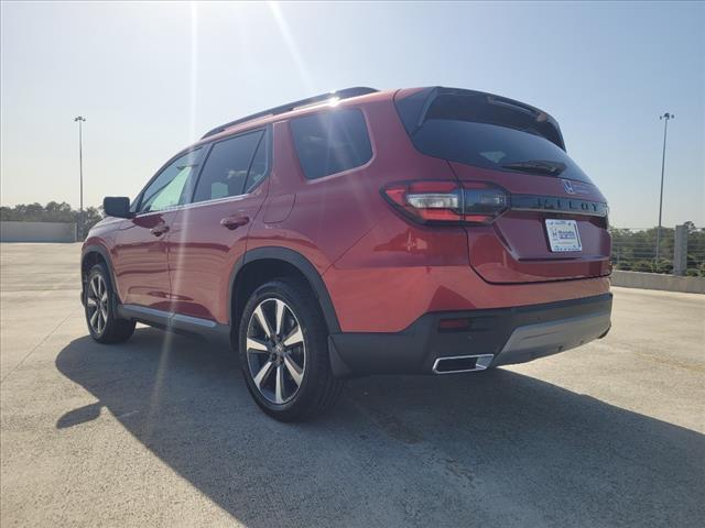 new 2025 Honda Pilot car, priced at $45,842