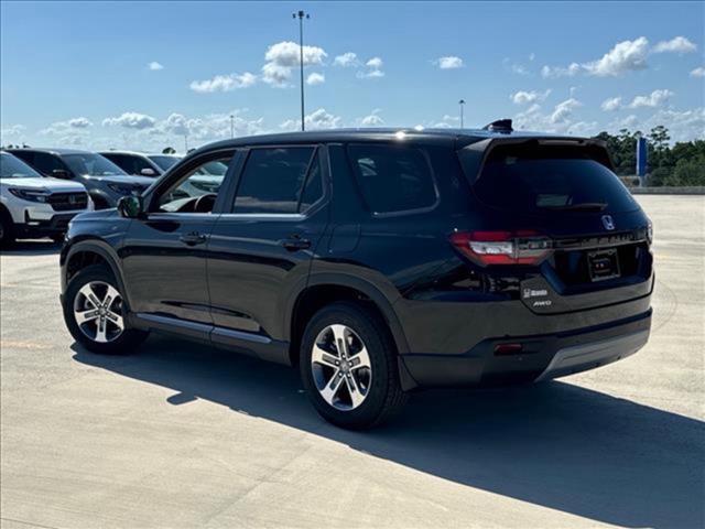 new 2025 Honda Pilot car, priced at $43,095