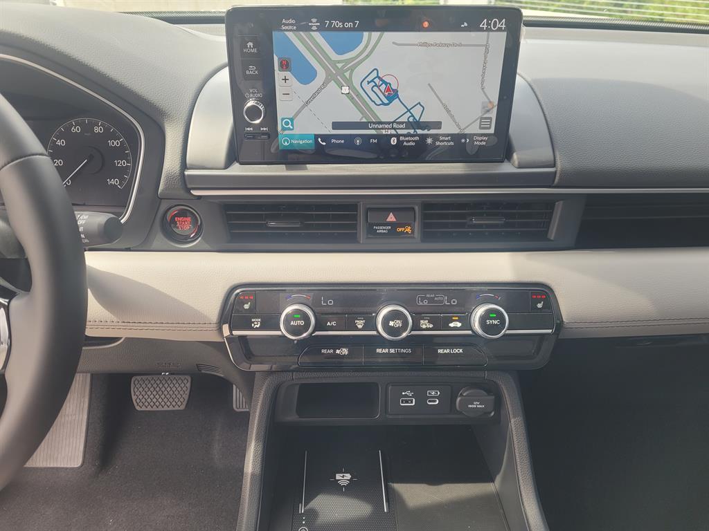 new 2025 Honda Pilot car, priced at $49,886