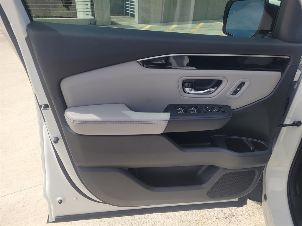 new 2025 Honda Pilot car, priced at $49,886