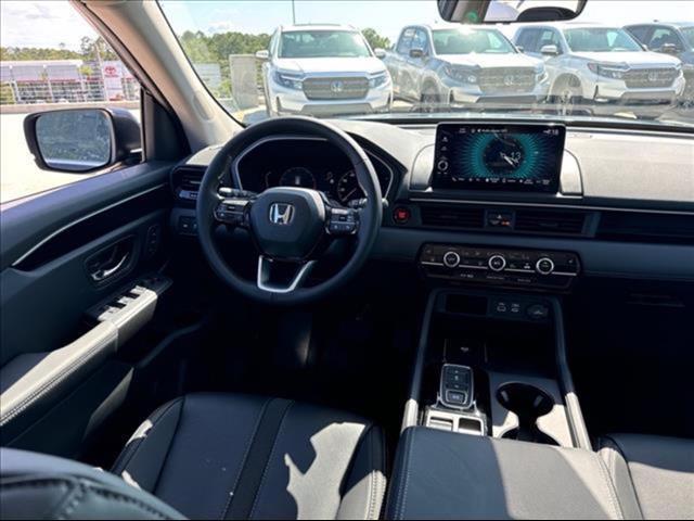 new 2025 Honda Pilot car, priced at $44,391