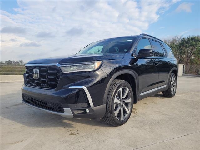 new 2025 Honda Pilot car, priced at $47,698