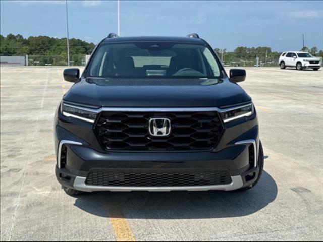 new 2025 Honda Pilot car, priced at $45,428