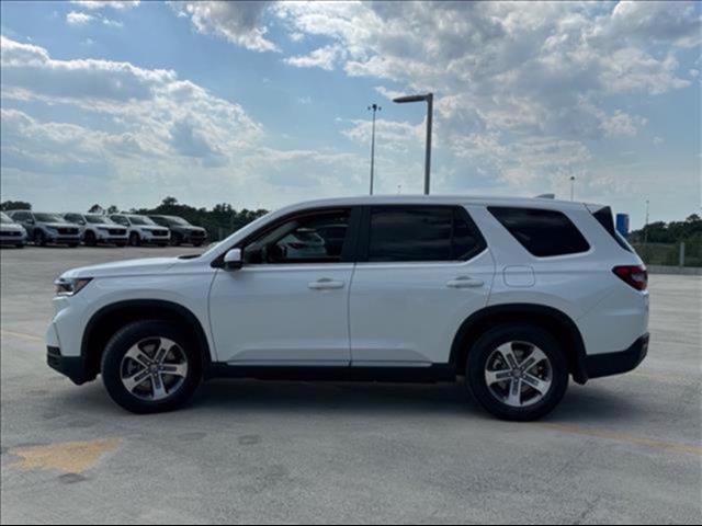 new 2025 Honda Pilot car, priced at $42,895