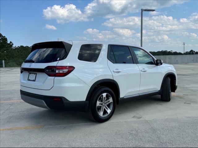 new 2025 Honda Pilot car, priced at $43,545