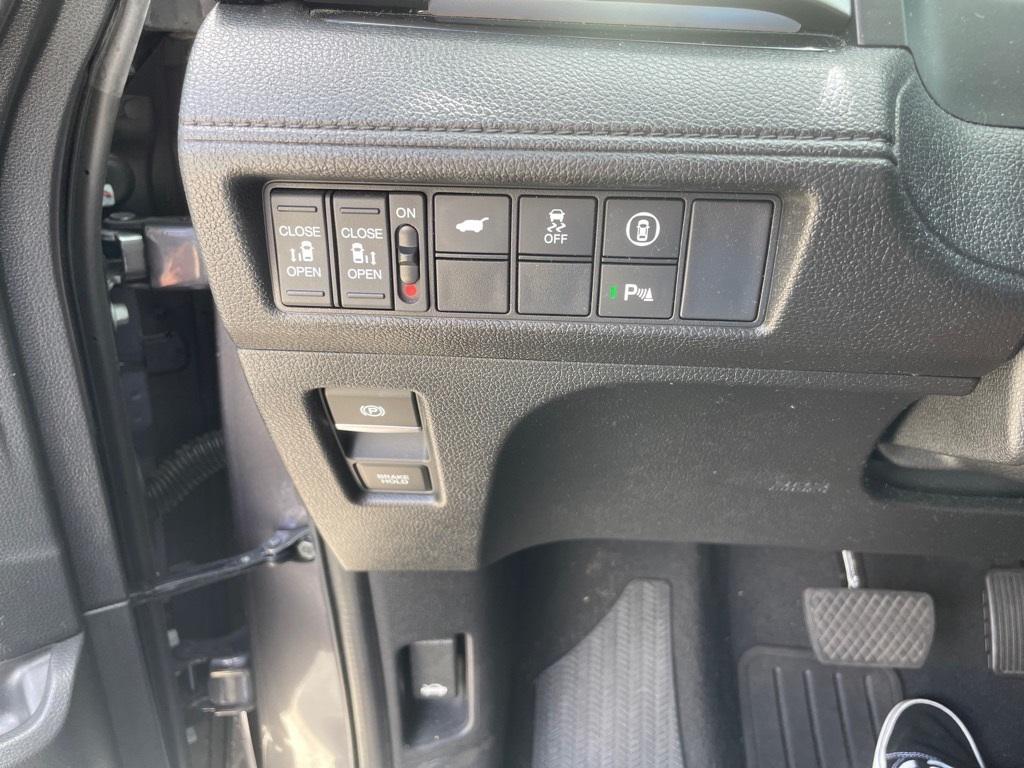 used 2021 Honda Odyssey car, priced at $30,220