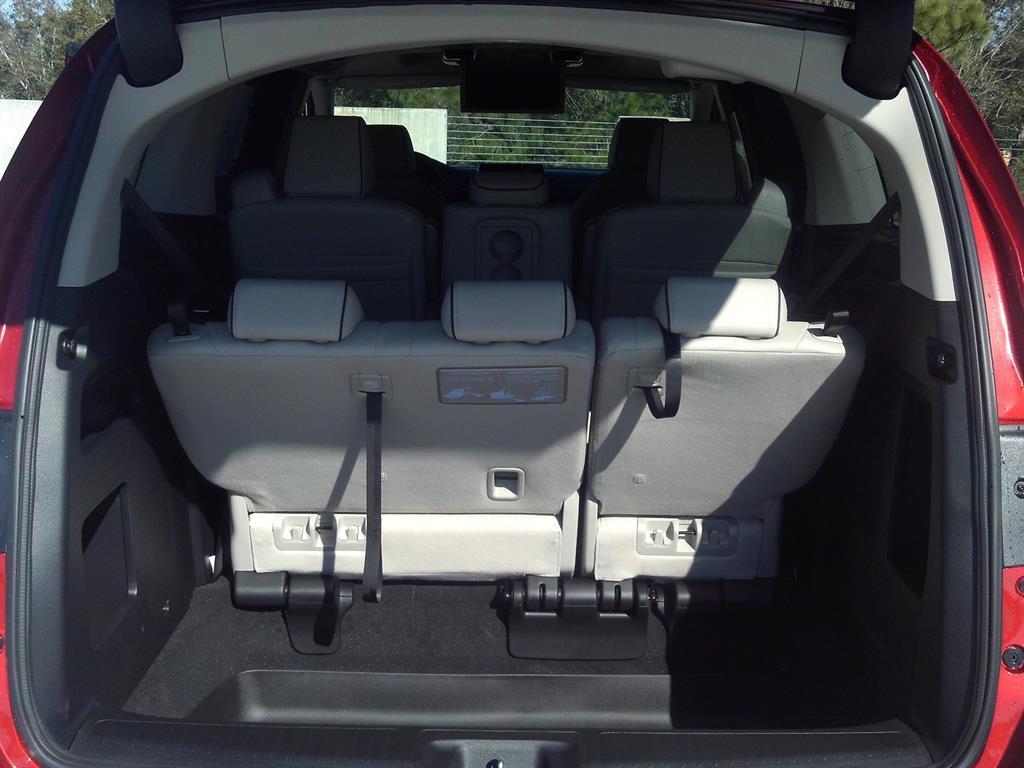 new 2026 Honda Odyssey car, priced at $50,940