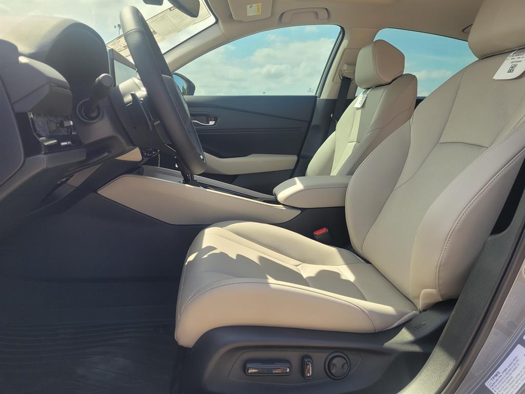 new 2025 Honda Accord Hybrid car, priced at $34,854