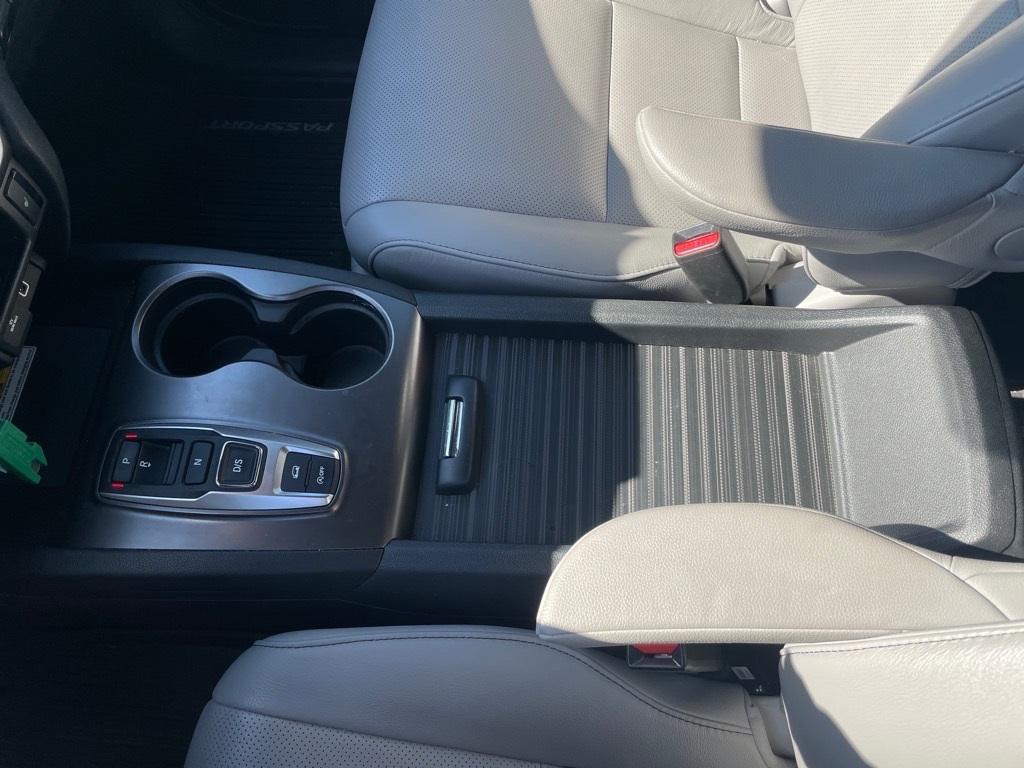 used 2022 Honda Passport car, priced at $31,403