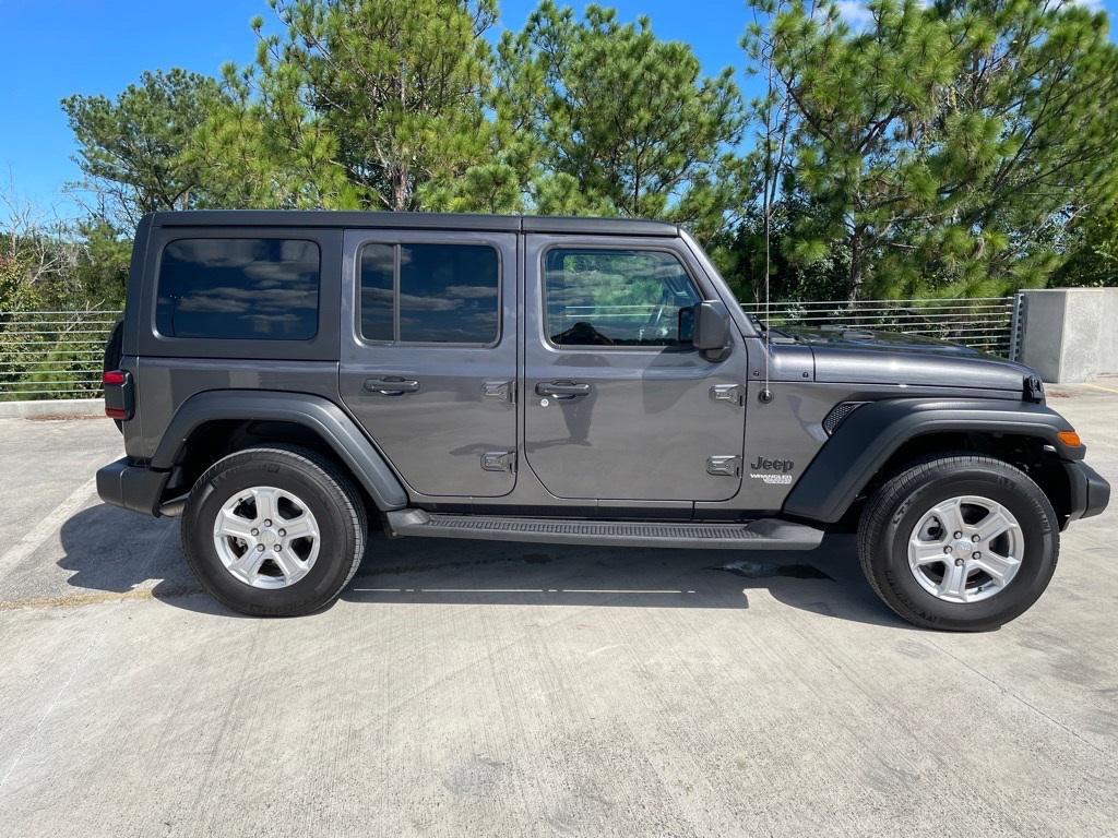 used 2021 Jeep Wrangler Unlimited car, priced at $27,541