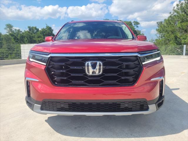 new 2025 Honda Pilot car, priced at $47,723