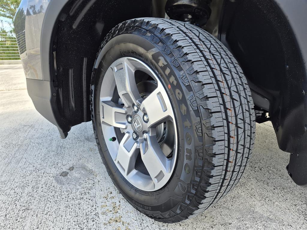 new 2026 Honda Ridgeline car, priced at $43,987