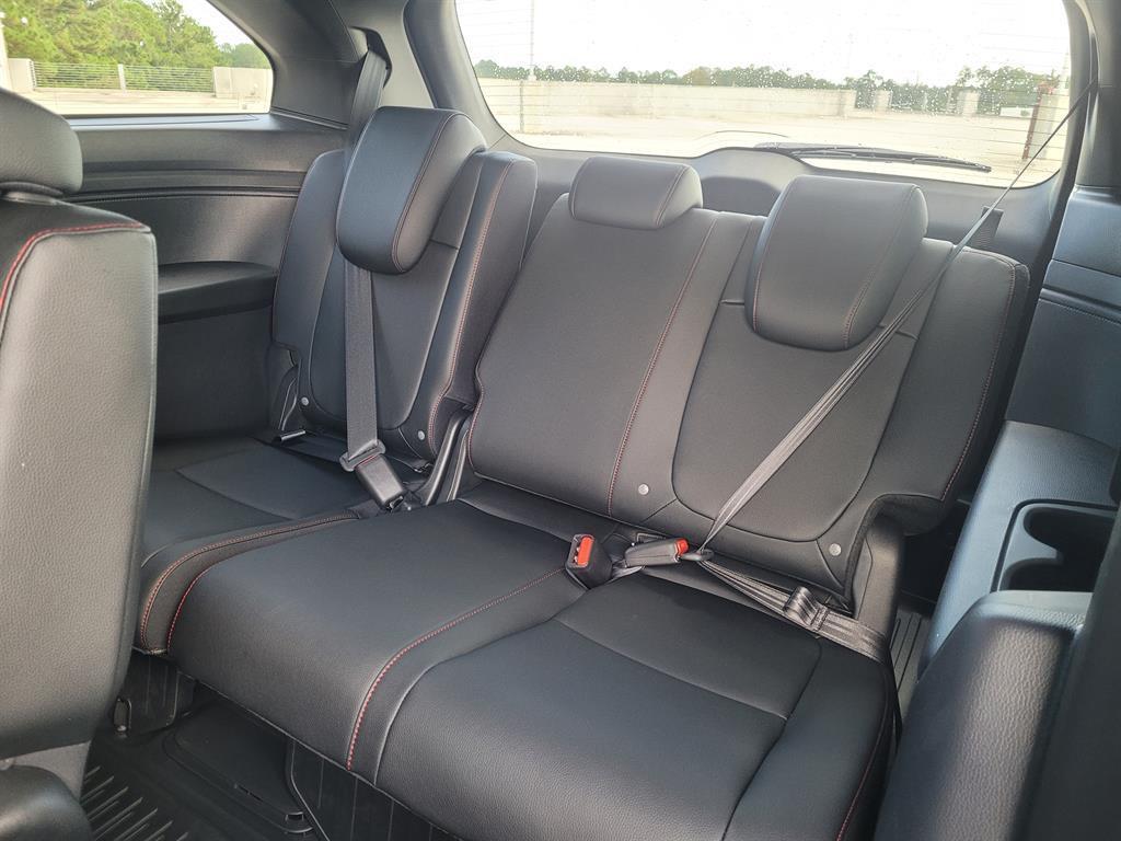 new 2026 Honda Odyssey car, priced at $47,935