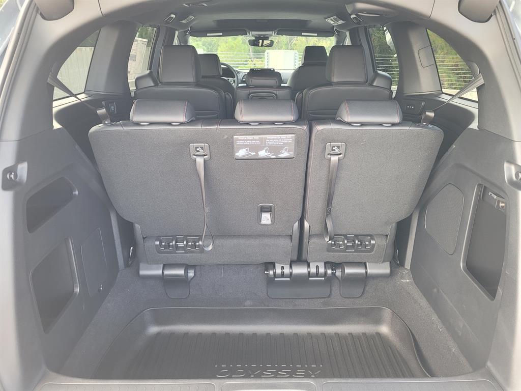 new 2026 Honda Odyssey car, priced at $47,935