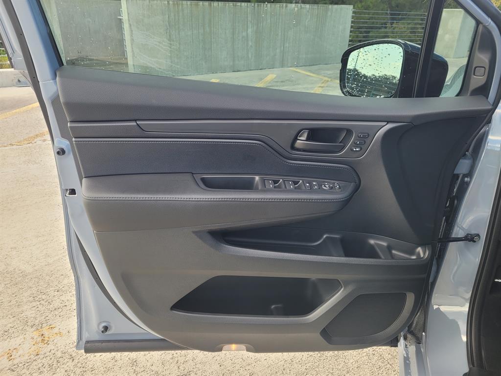 new 2026 Honda Odyssey car, priced at $47,935