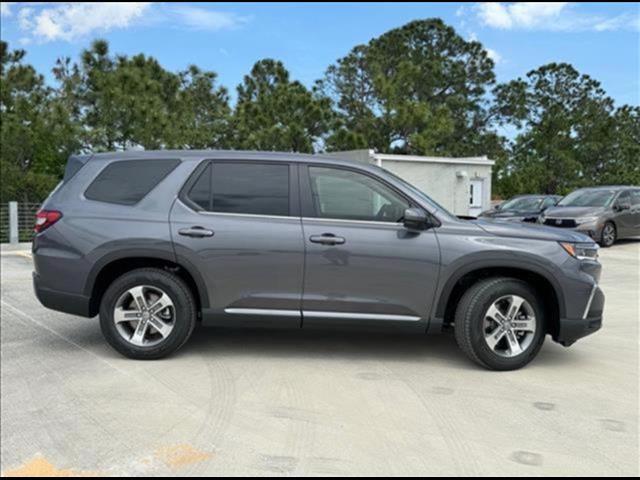 new 2025 Honda Pilot car, priced at $42,759