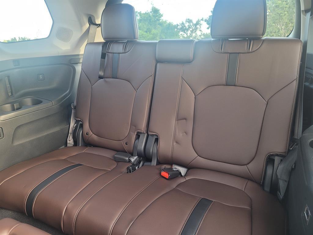 new 2025 Honda Pilot car, priced at $52,492