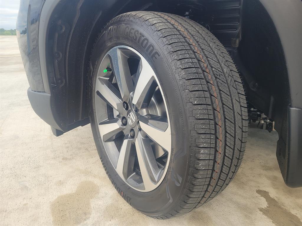 new 2025 Honda Pilot car, priced at $52,492