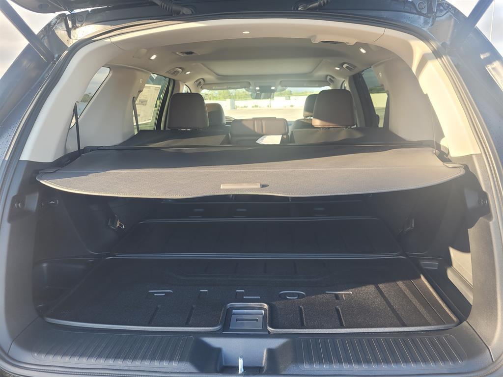 new 2025 Honda Pilot car, priced at $52,492