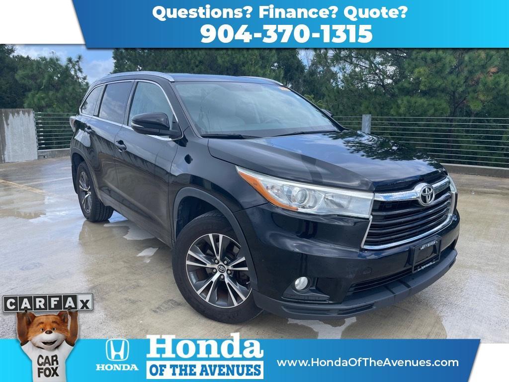 used 2016 Toyota Highlander car, priced at $16,613