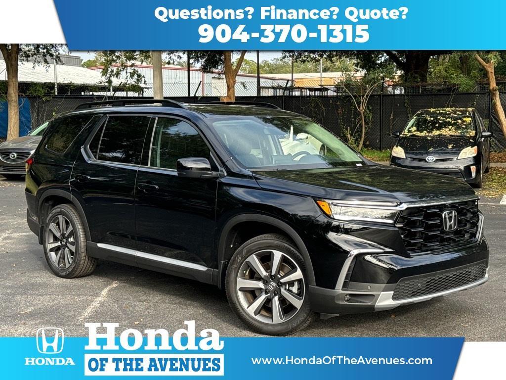 new 2025 Honda Pilot car, priced at $51,215