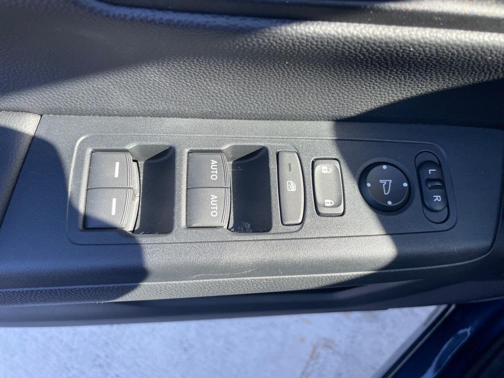 used 2023 Honda CR-V Hybrid car, priced at $27,399