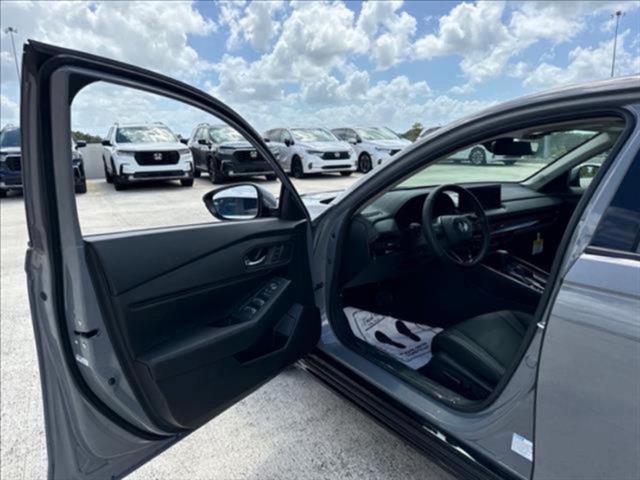 new 2025 Honda Accord Hybrid car, priced at $35,158