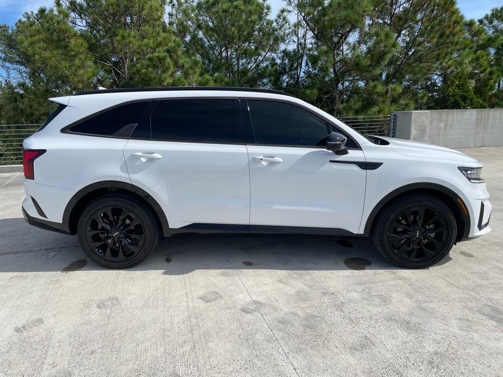 used 2022 Kia Sorento car, priced at $24,812