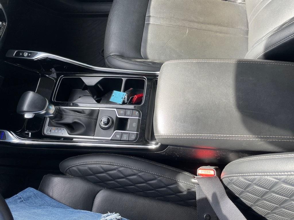 used 2022 Kia Sorento car, priced at $24,812