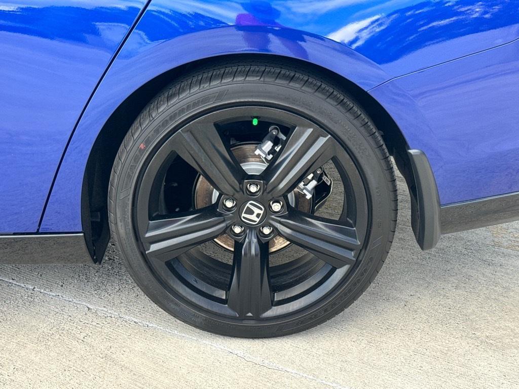 new 2025 Honda Accord Hybrid car, priced at $35,954