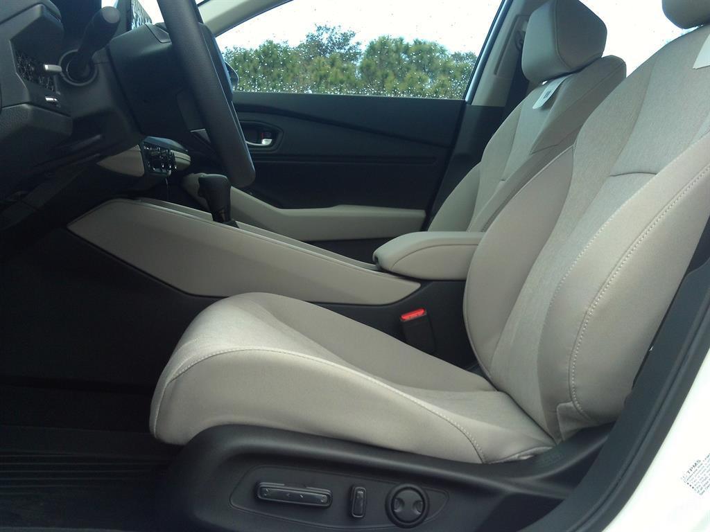 new 2025 Honda Accord car, priced at $32,086