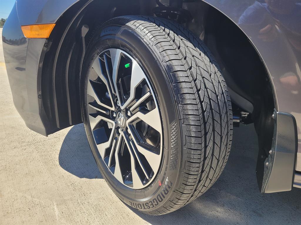 new 2026 Honda Odyssey car, priced at $55,280