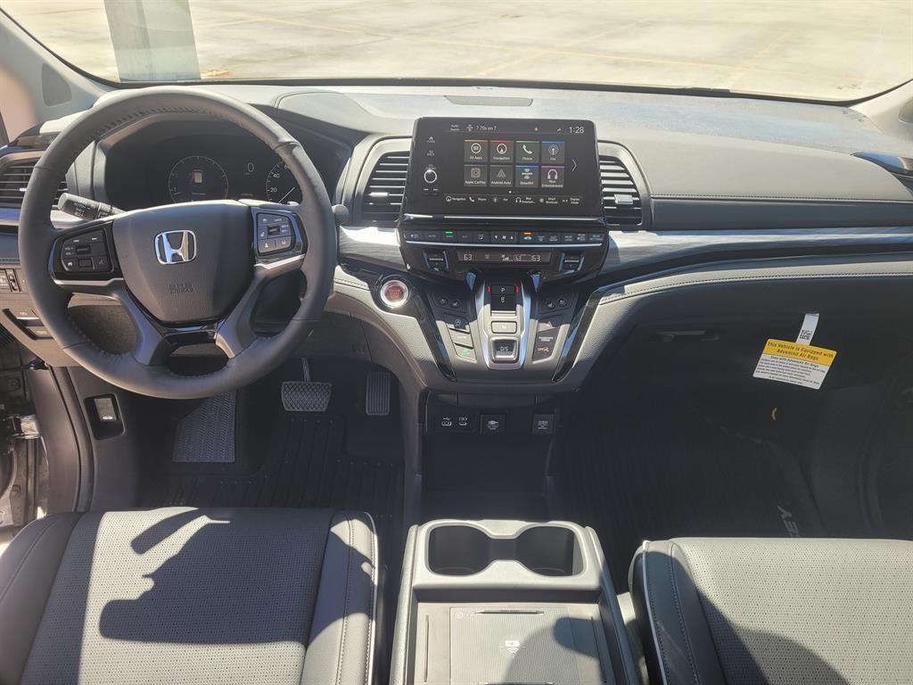 new 2026 Honda Odyssey car, priced at $55,280
