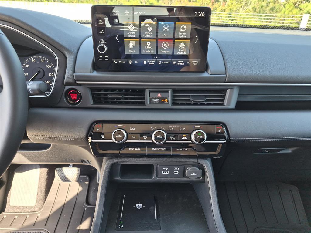 new 2025 Honda Pilot car, priced at $43,919