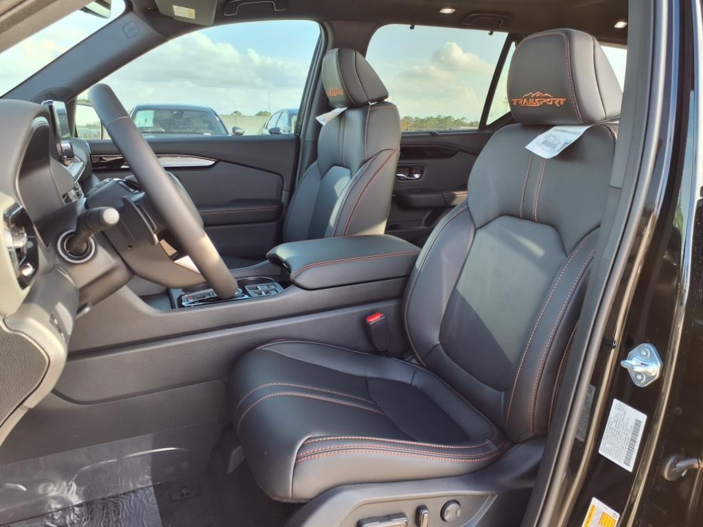 new 2025 Honda Pilot car, priced at $48,370