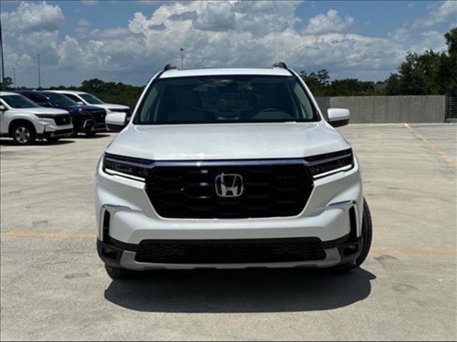 new 2025 Honda Pilot car, priced at $49,533