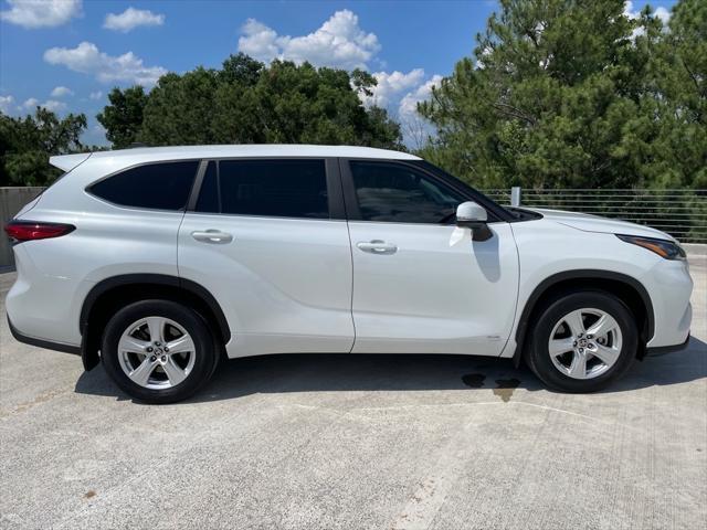 used 2023 Toyota Highlander Hybrid car, priced at $34,450