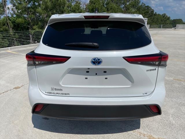 used 2023 Toyota Highlander Hybrid car, priced at $34,450