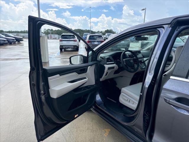 used 2025 Honda Odyssey car, priced at $40,843