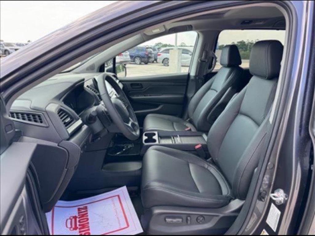 new 2026 Honda Odyssey car, priced at $46,240