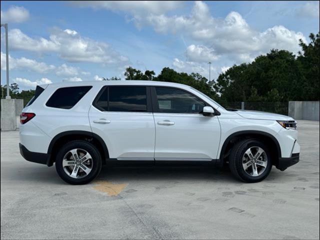 new 2025 Honda Pilot car, priced at $43,155