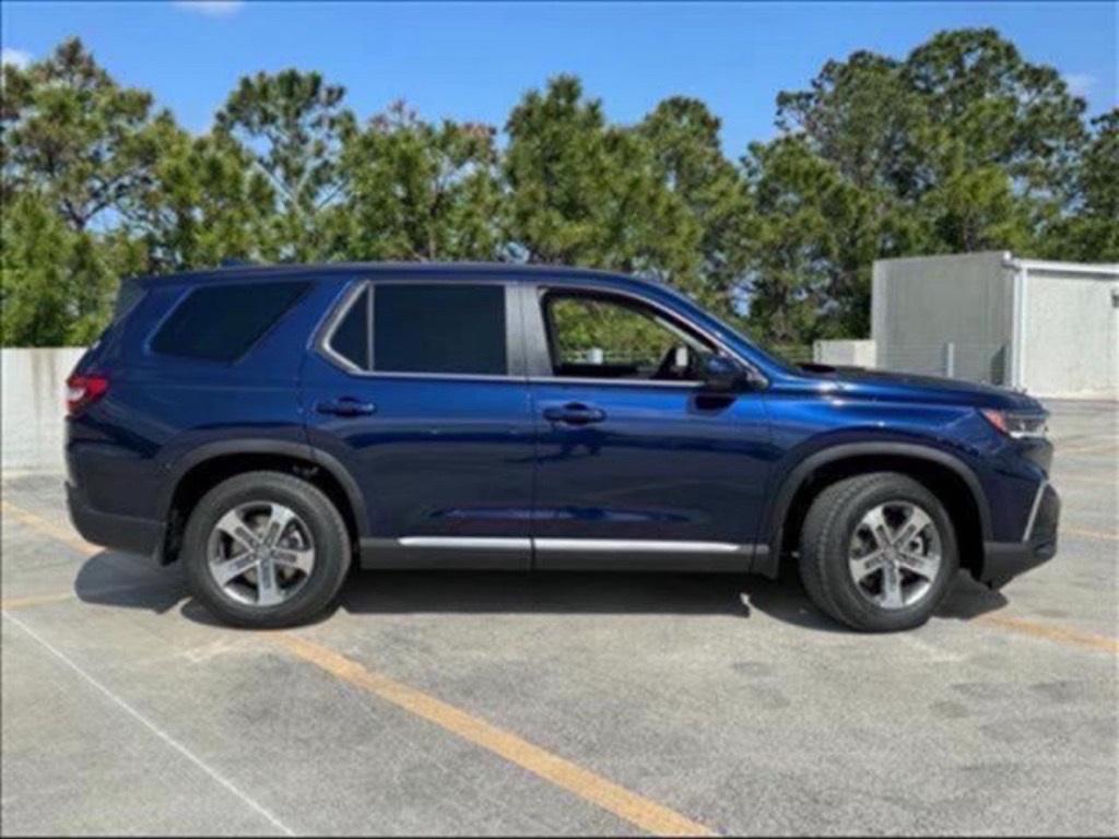 new 2025 Honda Pilot car, priced at $43,056