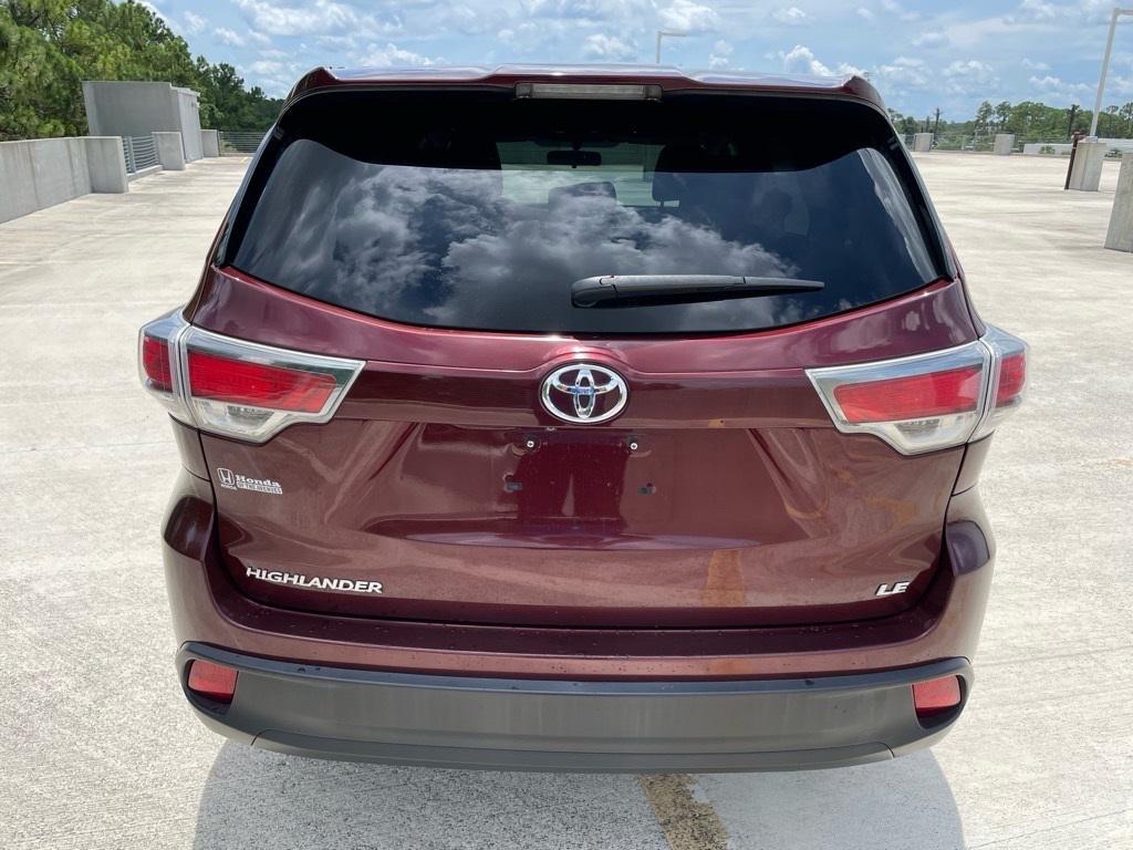 used 2014 Toyota Highlander car, priced at $12,998