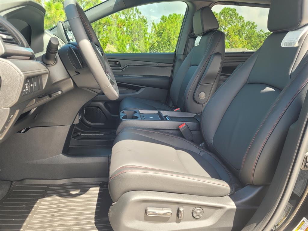 new 2026 Honda Odyssey car, priced at $46,885