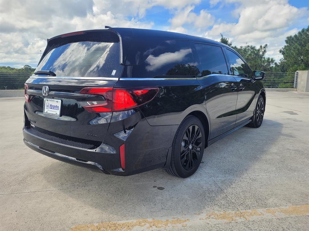 new 2026 Honda Odyssey car, priced at $46,885