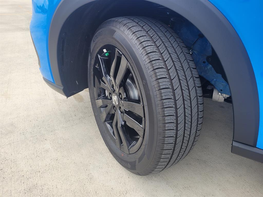 new 2026 Honda HR-V car, priced at $28,920